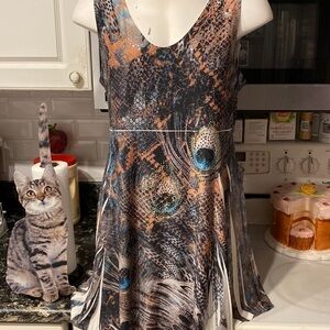 a womens Reina casual sleeveless stretch top regular size top size 3